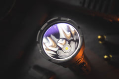 Close up of the advanced round die SFT42R LED on the SPERAS EST PLUS V3 delivering a 3000 lumen laser like hotspot and 800m tactical reach