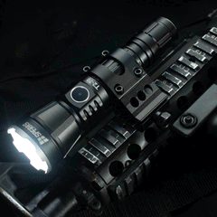 SPERAS T2-70 3300lm Dual Tail Switch Fast Strobe Flashlight