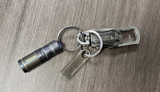 SPERAS ARC Ti , an tiny EDC flashlight. Your Everyday Carry Companion!