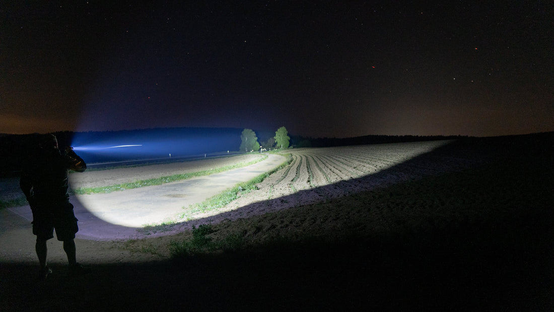 Why Flashlights Dim: Runtime, Step-Down & 21700 Battery Life