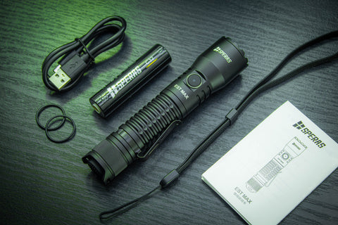 Complete SPERAS EST MAX tactical flashlight kit featuring the 140mm IP68 waterproof chassis lanyard and charging accessories