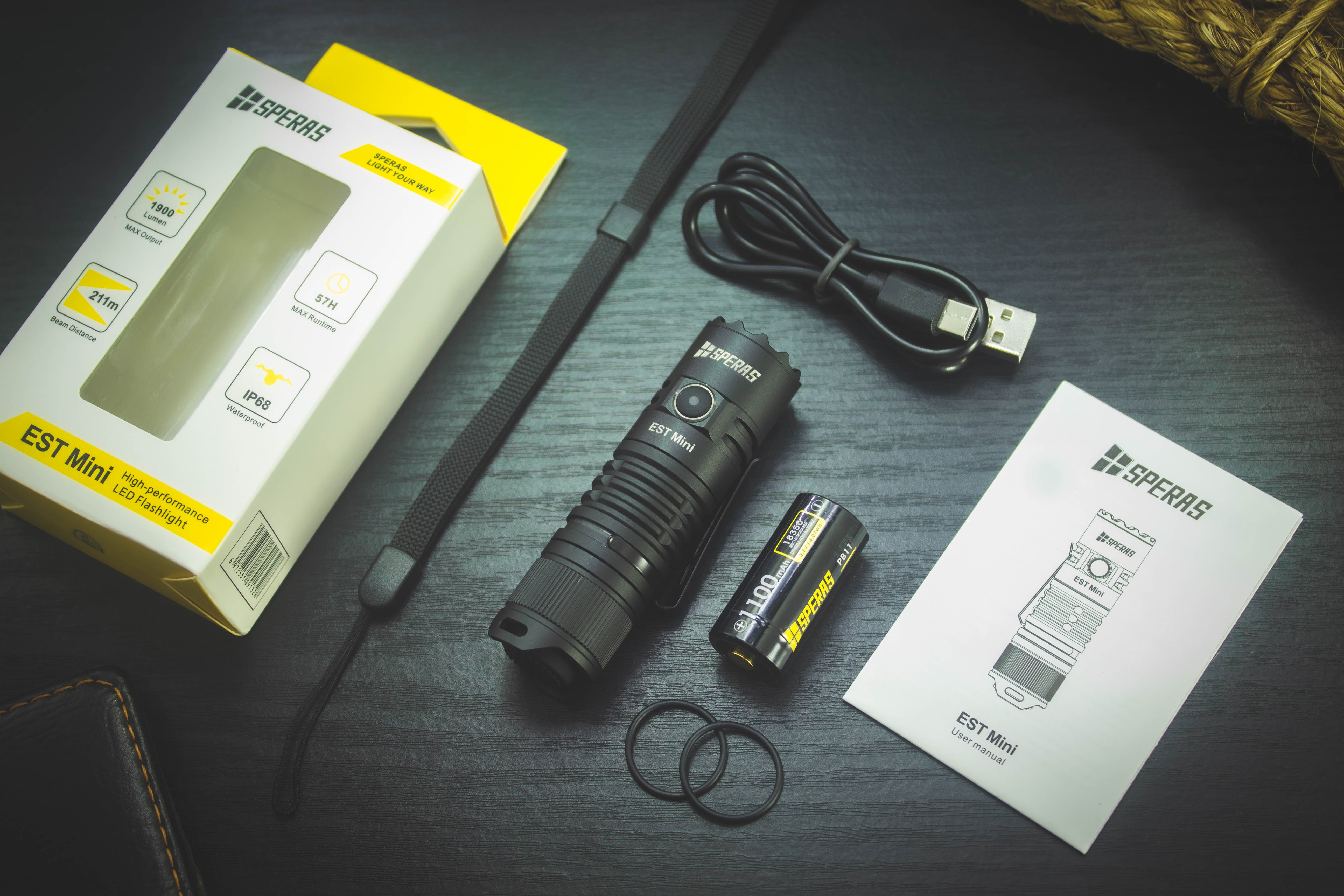 SPERAS EST Mini complete kit featuring a universal Type-C charging cable and a replaceable high drain 18350 1100mAh battery