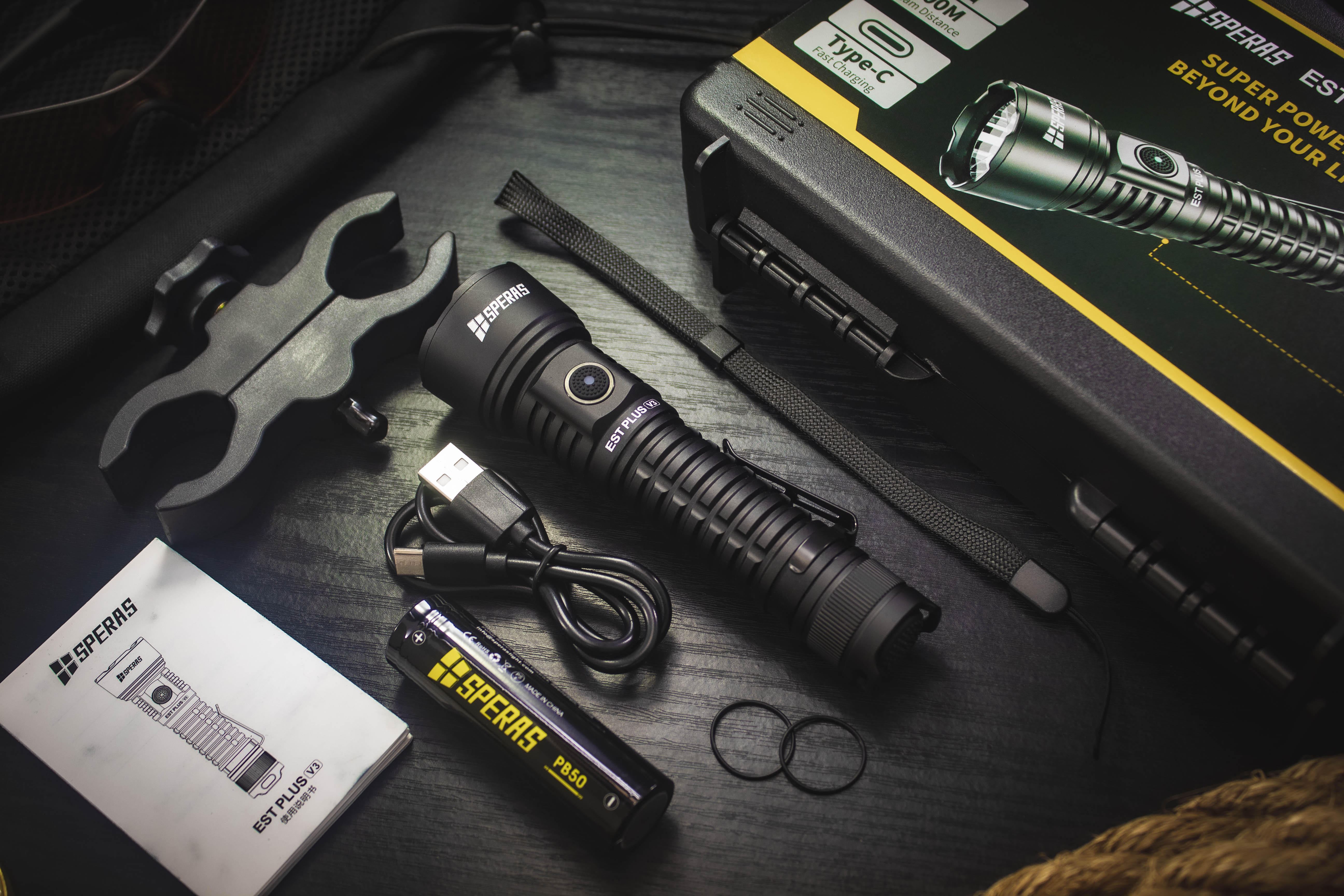 The SPERAS EST PLUS V3 tactical kit includes a high-discharge 5000mAh 21700 battery and a USB-C charging cable.